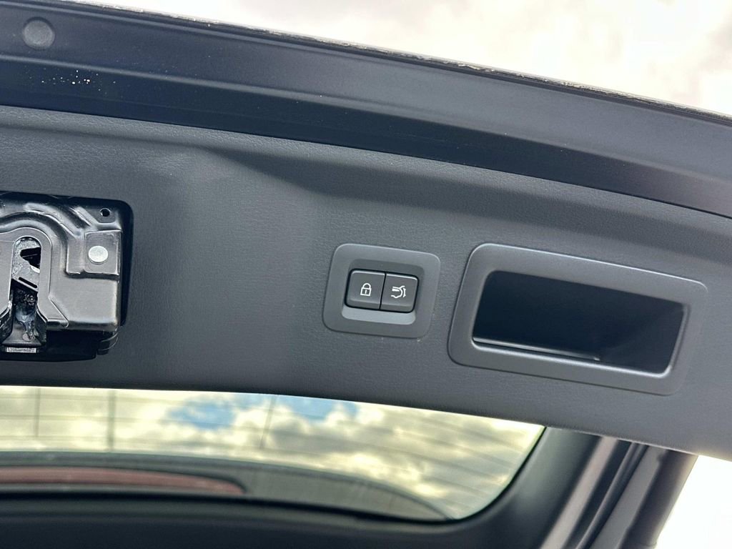 Certified 2024 MAZDA CX-90 Plug-In Hybrid w/ Preferred image 30