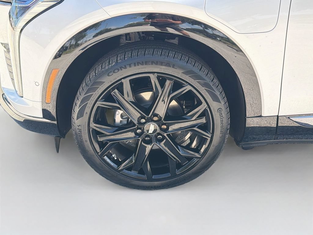 Certified 2025 Cadillac Optiq Sport 1 w/ LPO, ONYX Package AWD/4WD image 40