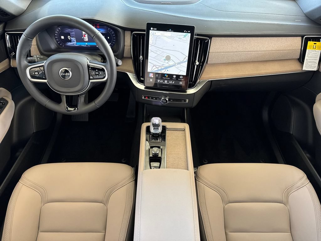 New 2026 Volvo XC90 B6 Plus w/ Protection Package Premier AWD/4WD image 12