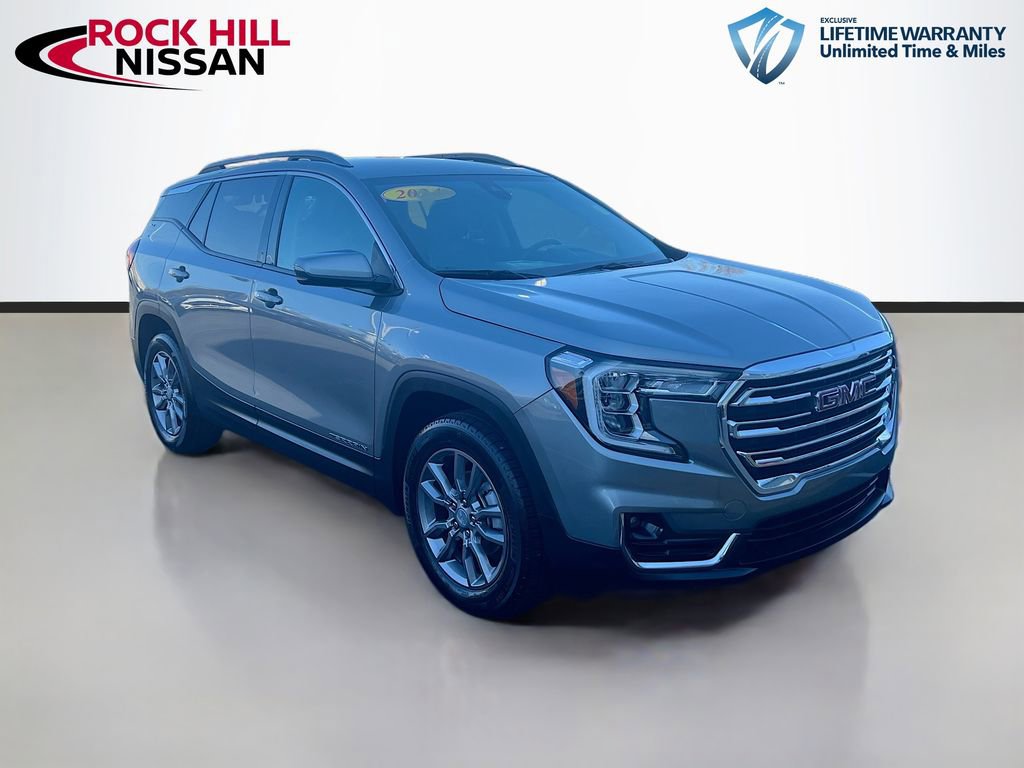 Used 2024 GMC Terrain SLT image 1