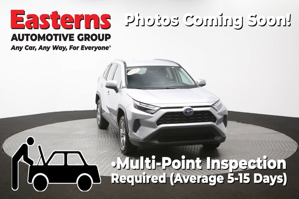 Used 2024 Toyota RAV4 XLE AWD/4WD image 49