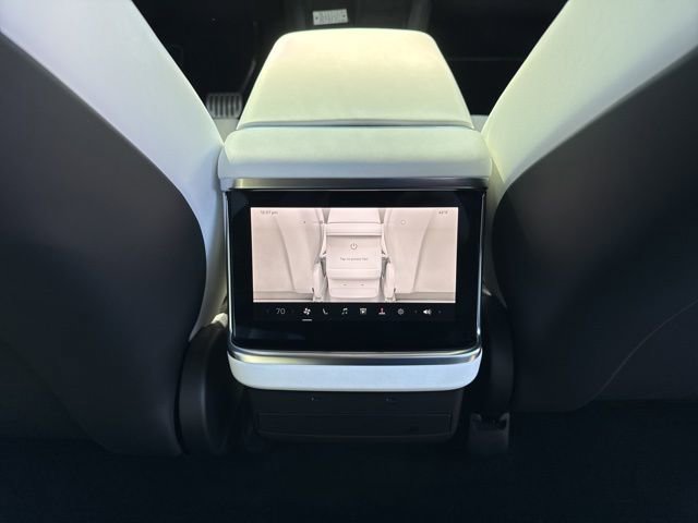 Used 2022 Tesla Model X Plaid image 24