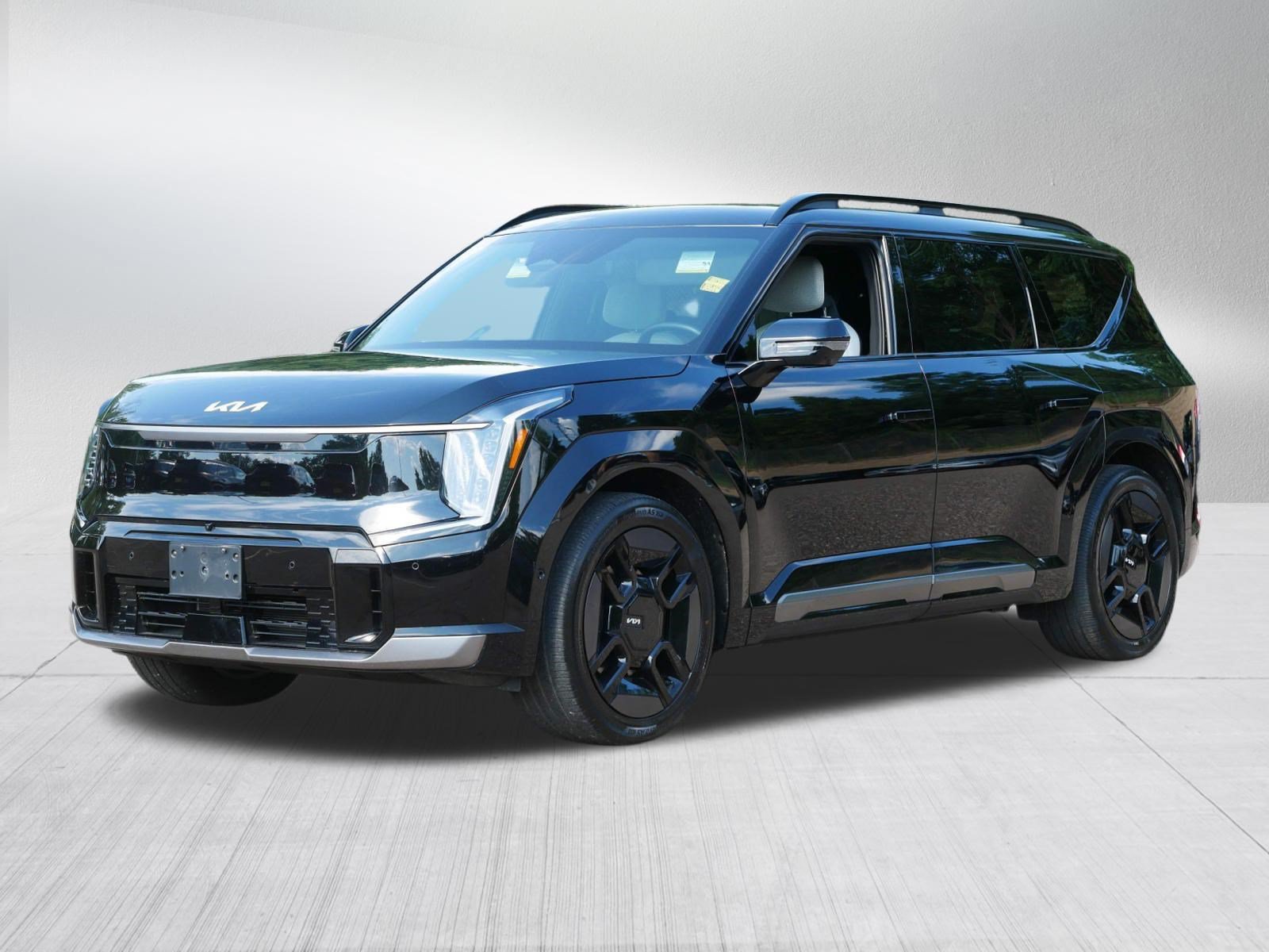 Certified 2024 Kia EV9 GT-Line AWD/4WD image 3