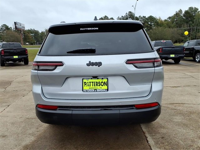 New 2025 Jeep Grand Cherokee L Altitude image 3