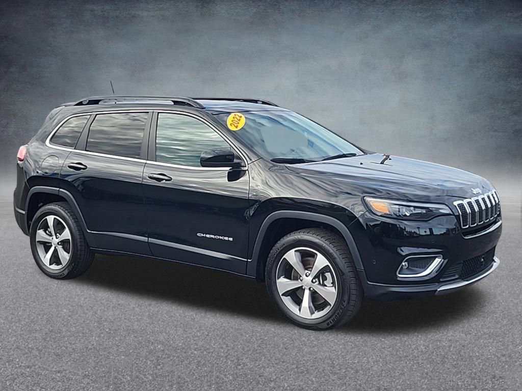 Used 2022 Jeep Cherokee Limited image 3