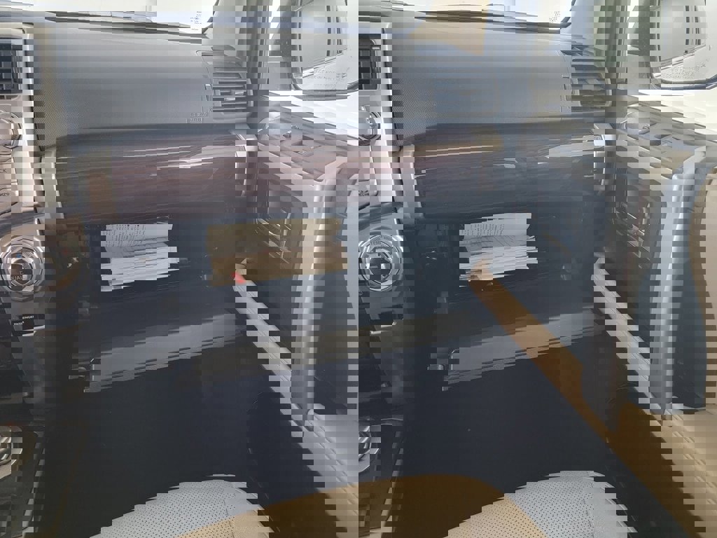 Used 2014 Toyota 4Runner Limited image 24