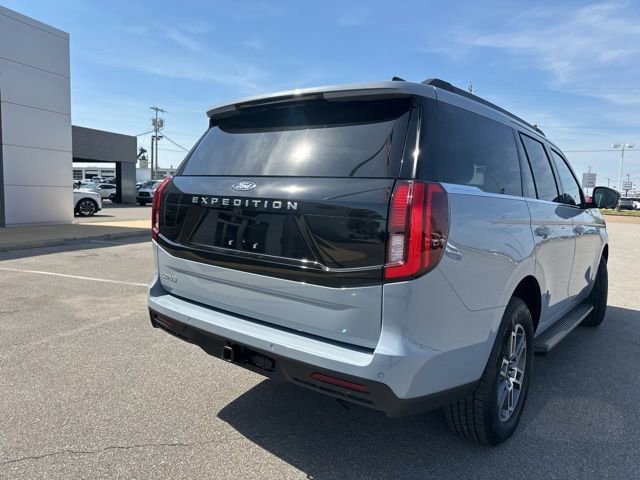 Used 2026 Ford Expedition Active image 22