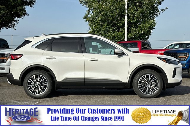 New 2025 Ford Escape SE w/ PHEV Premium Package image 3