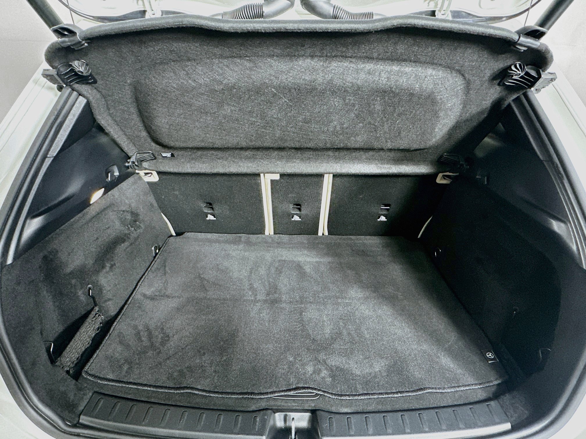 Used 2025 Mercedes-Benz GLA 250 image 29