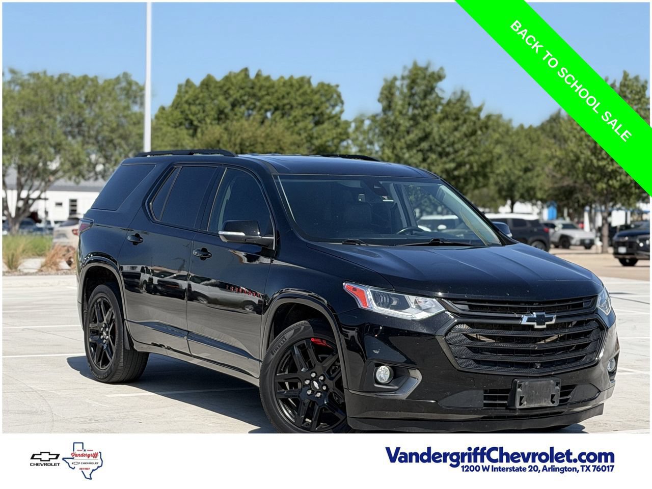Used 2021 Chevrolet Traverse Premier w/ Redline Edition FWD image 2
