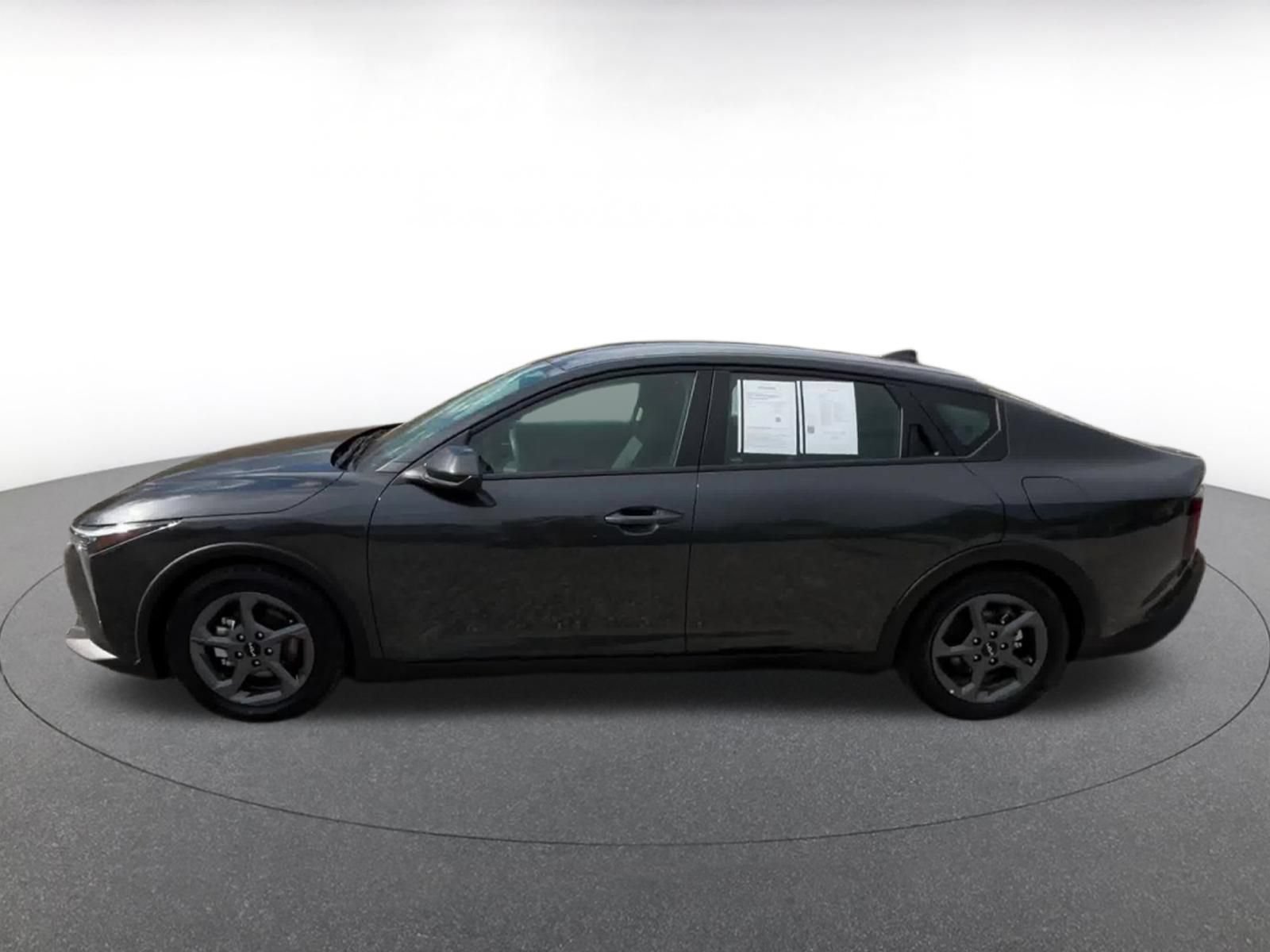 Used 2025 Kia K4 FWD image 8