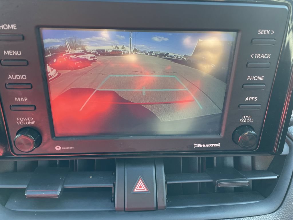 Used 2021 Toyota RAV4 XLE AWD/4WD image 20