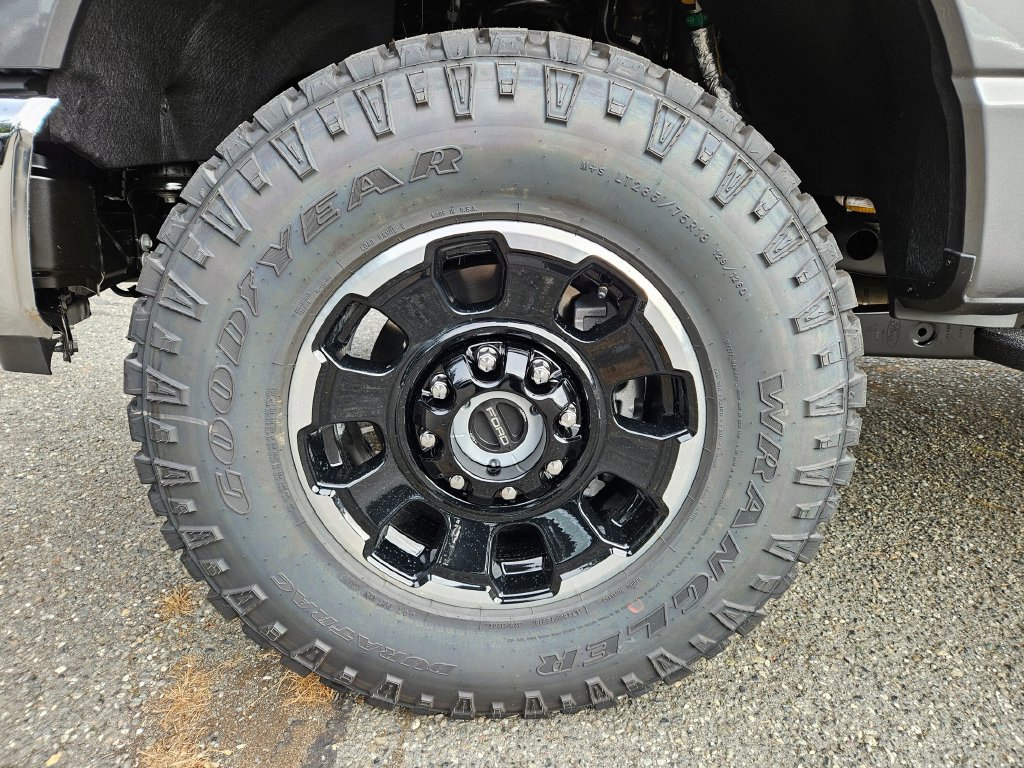 New 2027 Ford F250 XLT w/ Tremor Off-Road Package AWD/4WD image 9