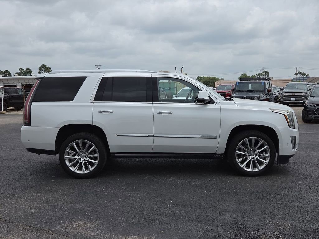 Used 2018 Cadillac Escalade Premium Luxury RWD image 18