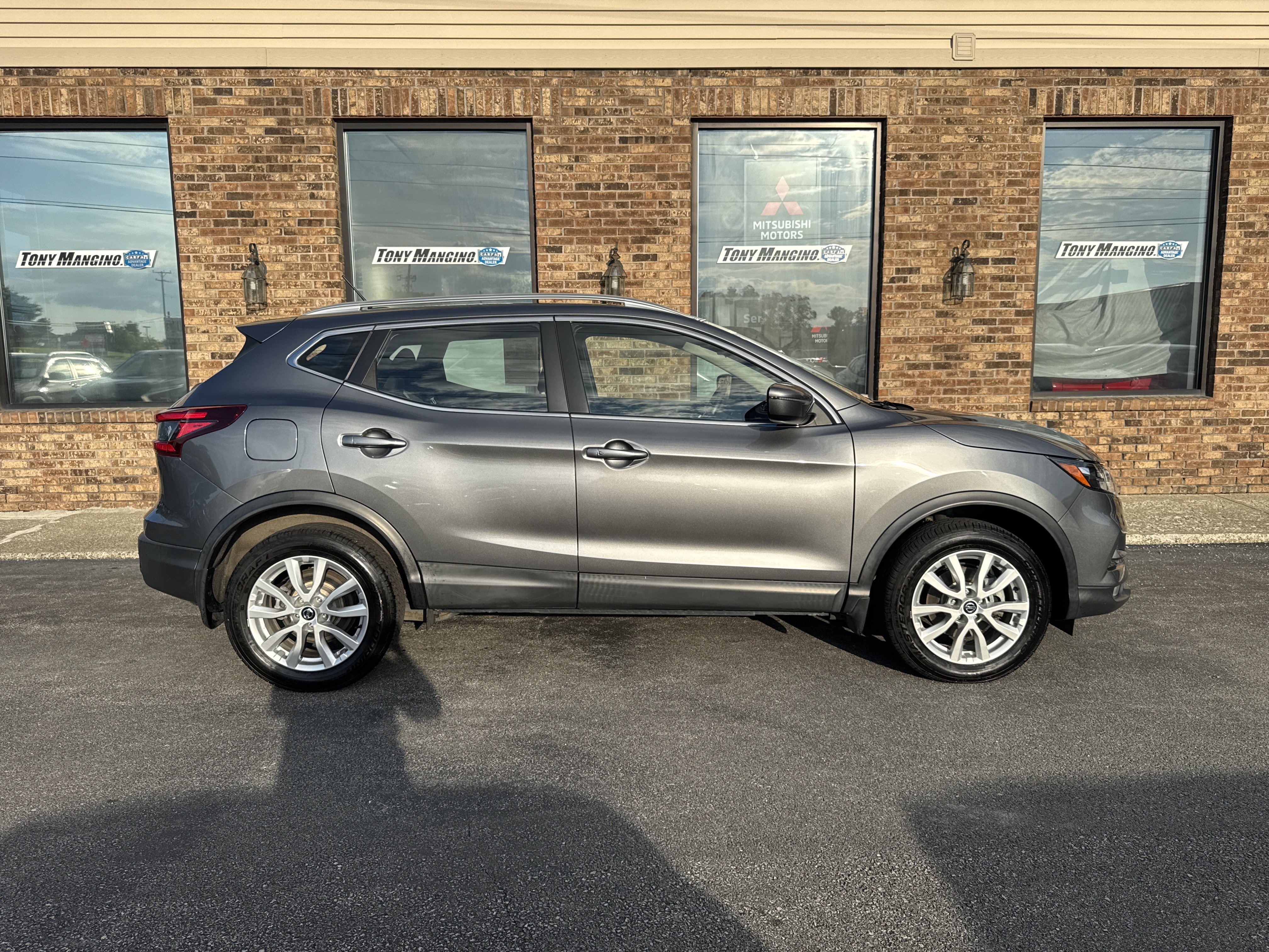 Used 2021 Nissan Rogue Sport SV AWD/4WD image 6
