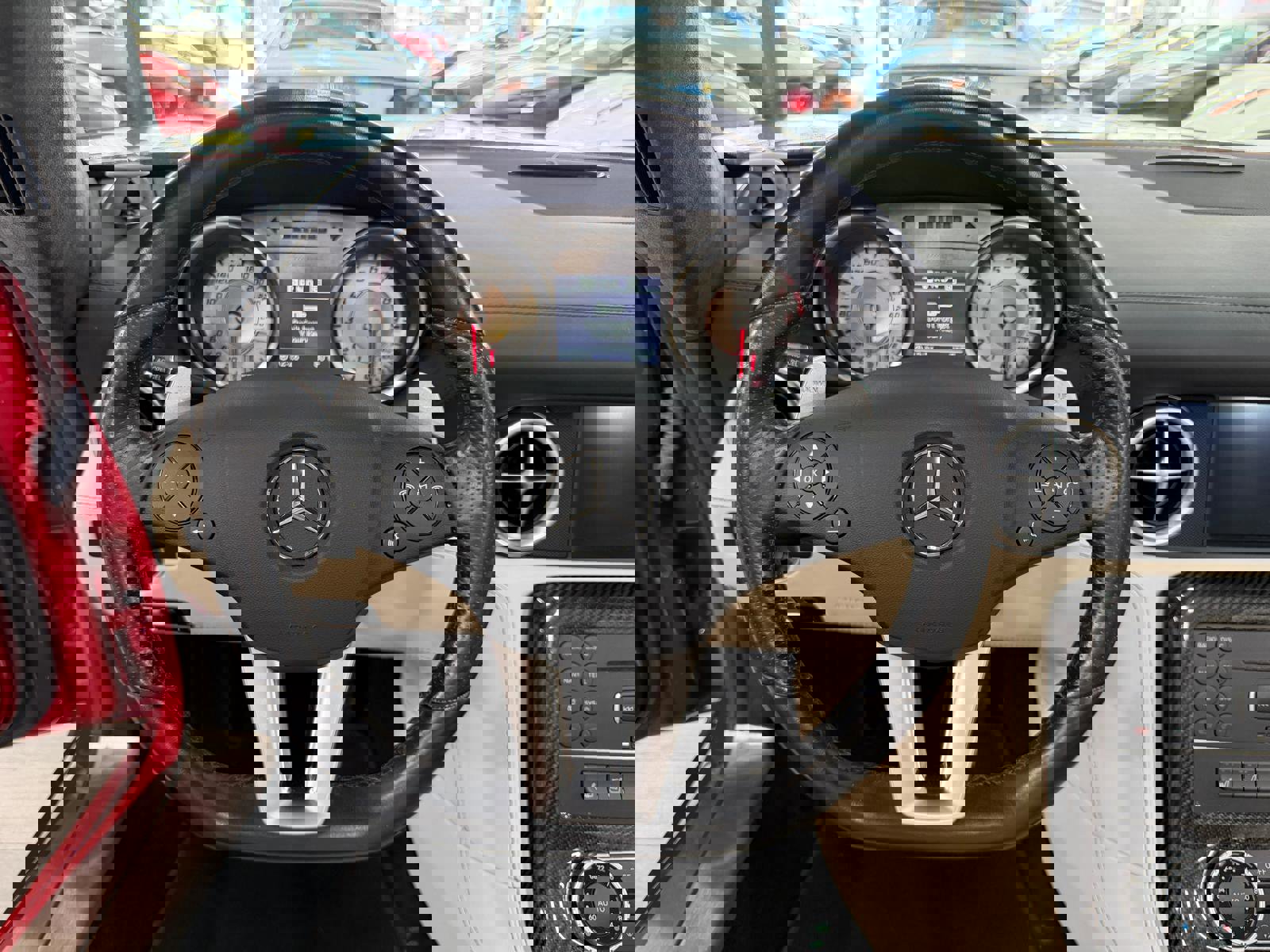 Used 2012 Mercedes-Benz SLS AMG Roadster image 41