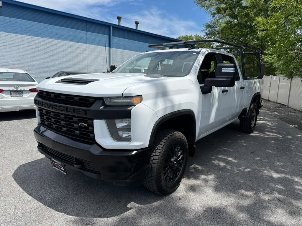 Used 2021 Chevrolet Silverado 2500 W/T AWD/4WD image 2