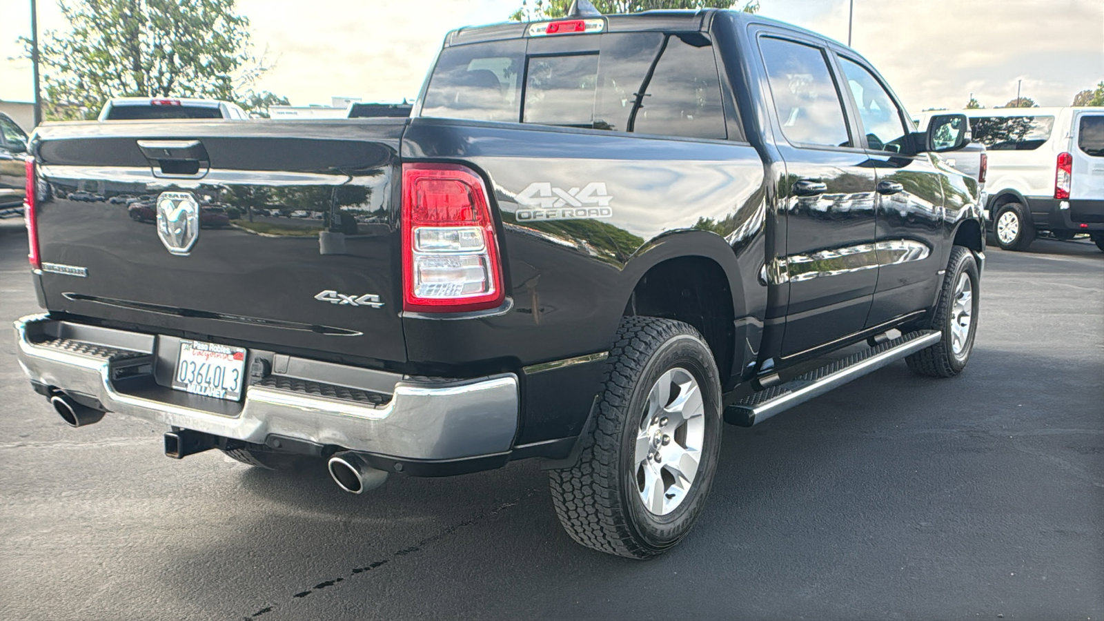 Used 2022 RAM 1500 Big Horn AWD/4WD image 3