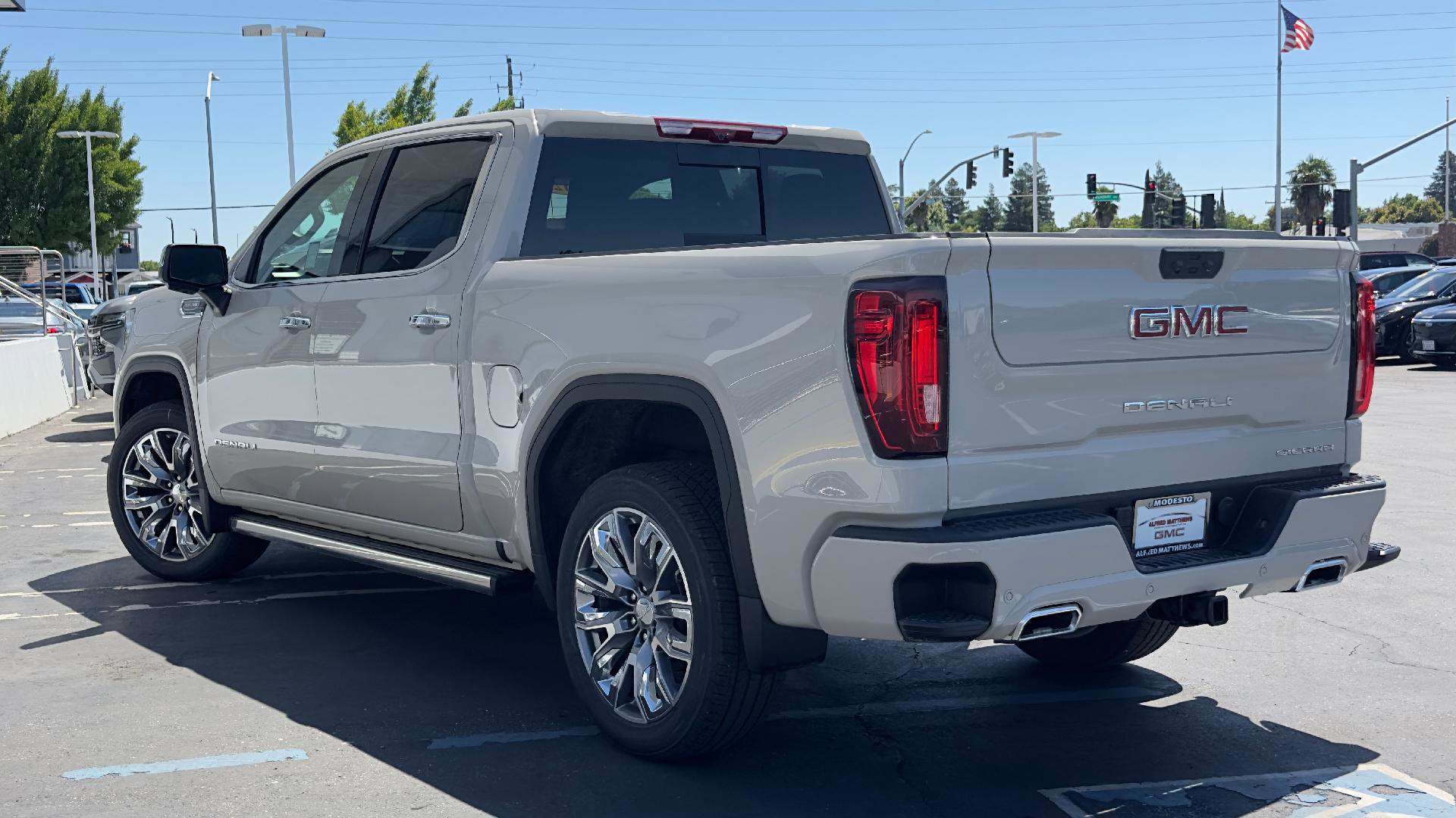 New 2026 GMC Sierra 1500 Denali AWD/4WD image 6