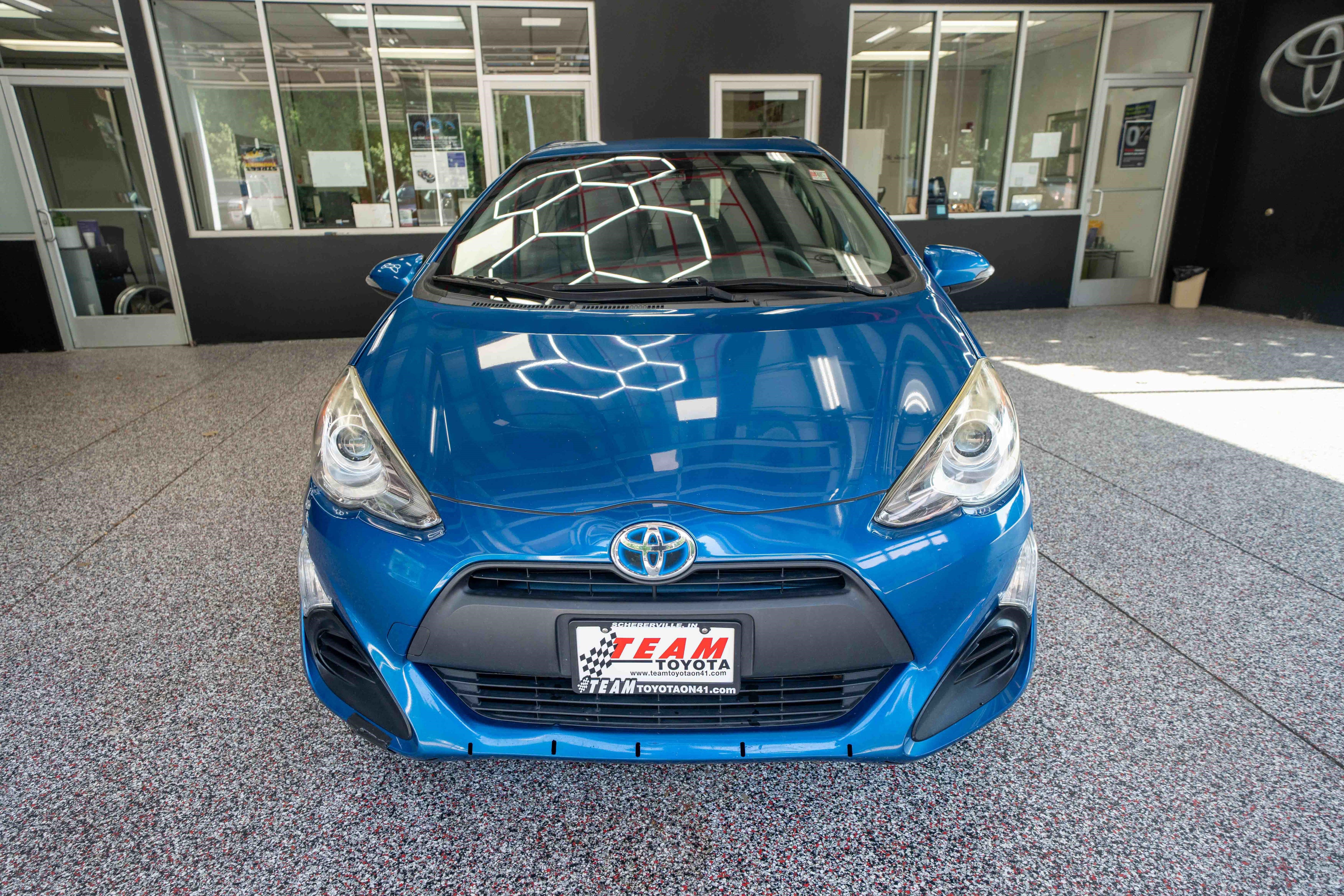 Used 2017 Toyota Prius C Two FWD image 5