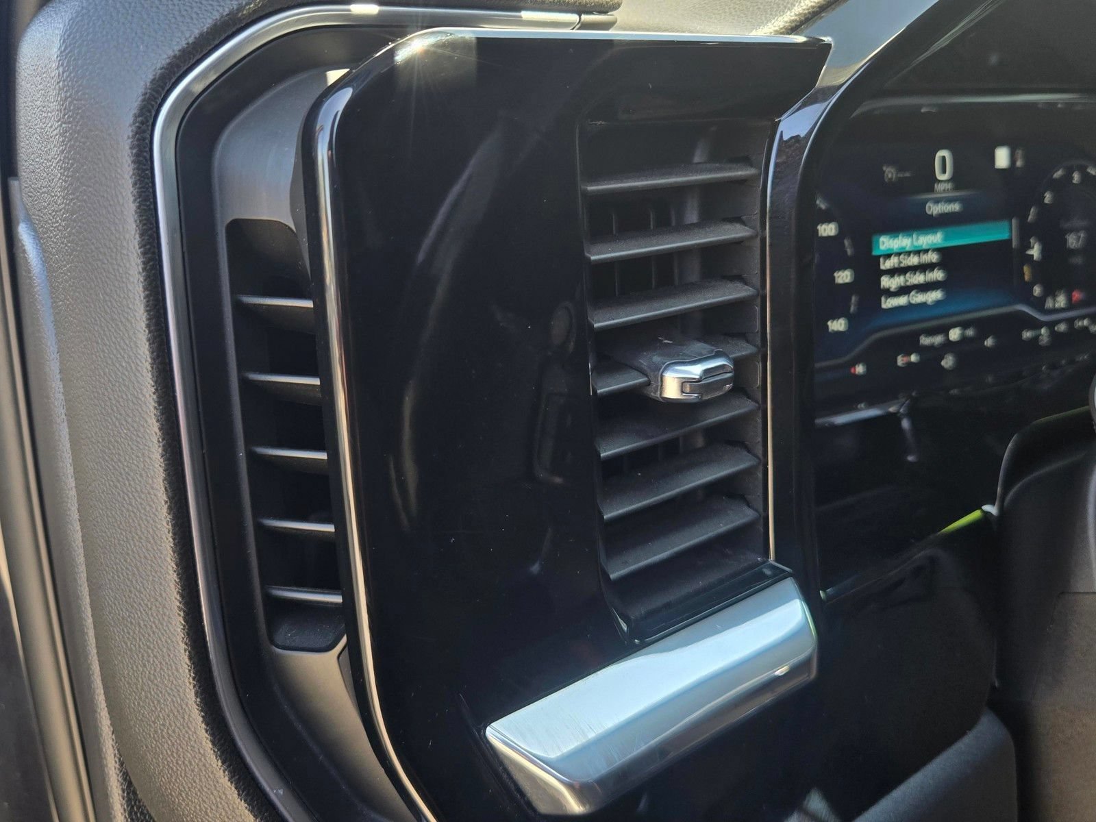 Used 2022 Chevrolet Silverado 1500 LT Trail Boss w/ Protection Package AWD/4WD image 12