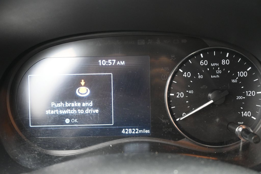 Used 2022 Nissan Kicks SV FWD image 13