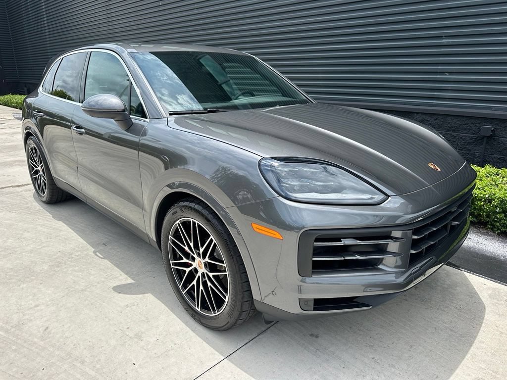 Certified 2026 Porsche Cayenne S AWD/4WD image 12