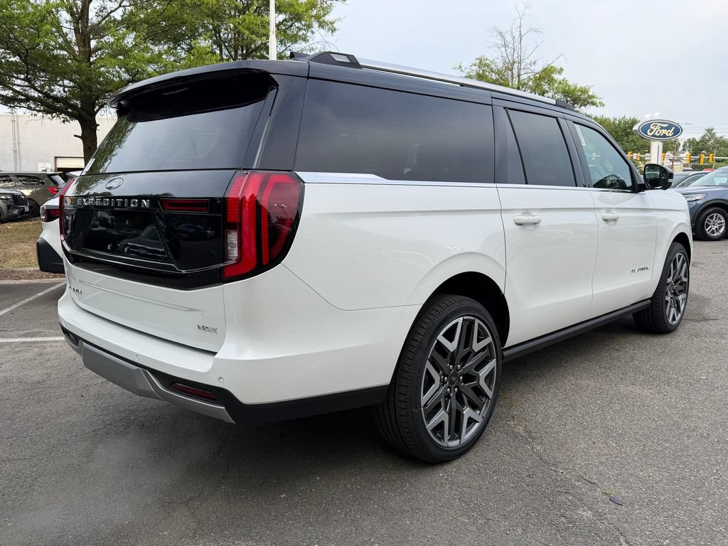 New 2026 Ford Expedition Max Platinum w/ Platinum Ultimate Package AWD/4WD image 4