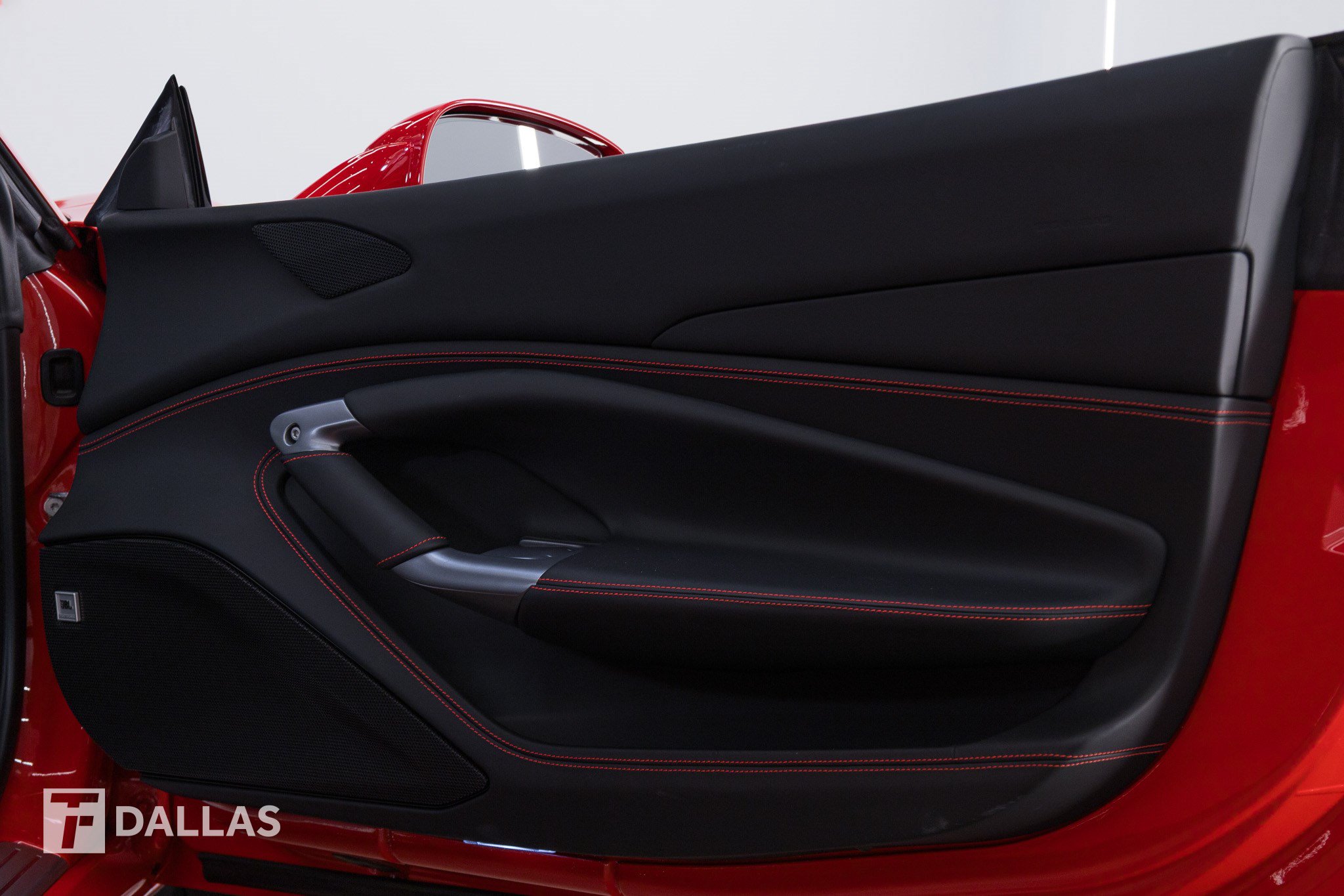 Used 2020 Ferrari F8 Tributo RWD image 35