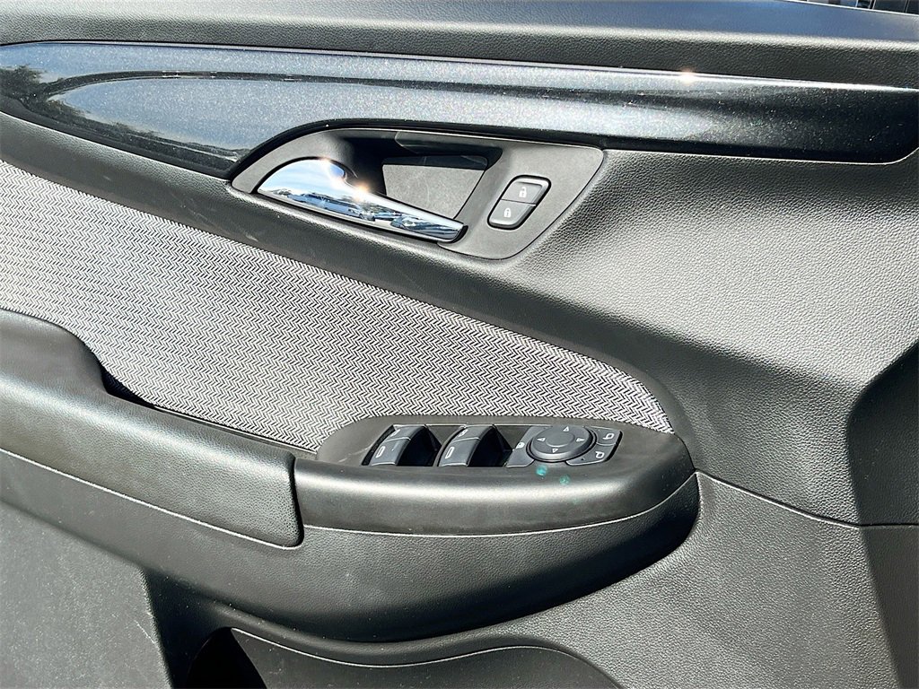 Used 2024 Chevrolet TrailBlazer LT w/ Driver Confidence Package image 17