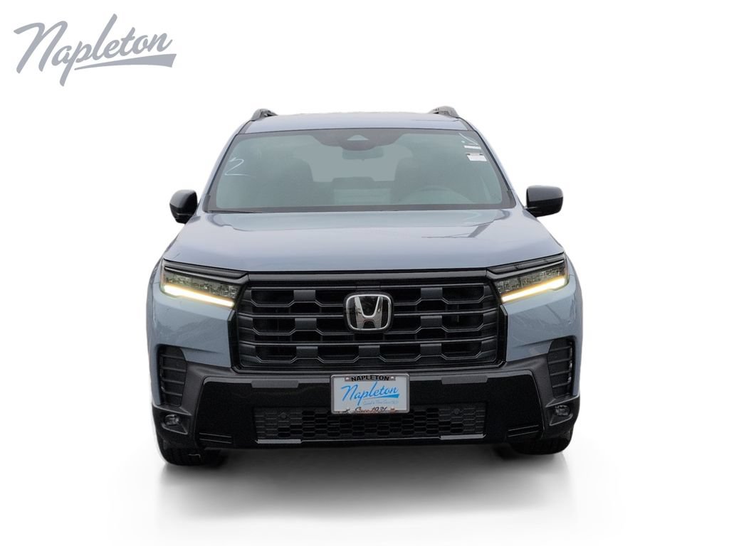 New 2026 Honda Pilot Sport image 9
