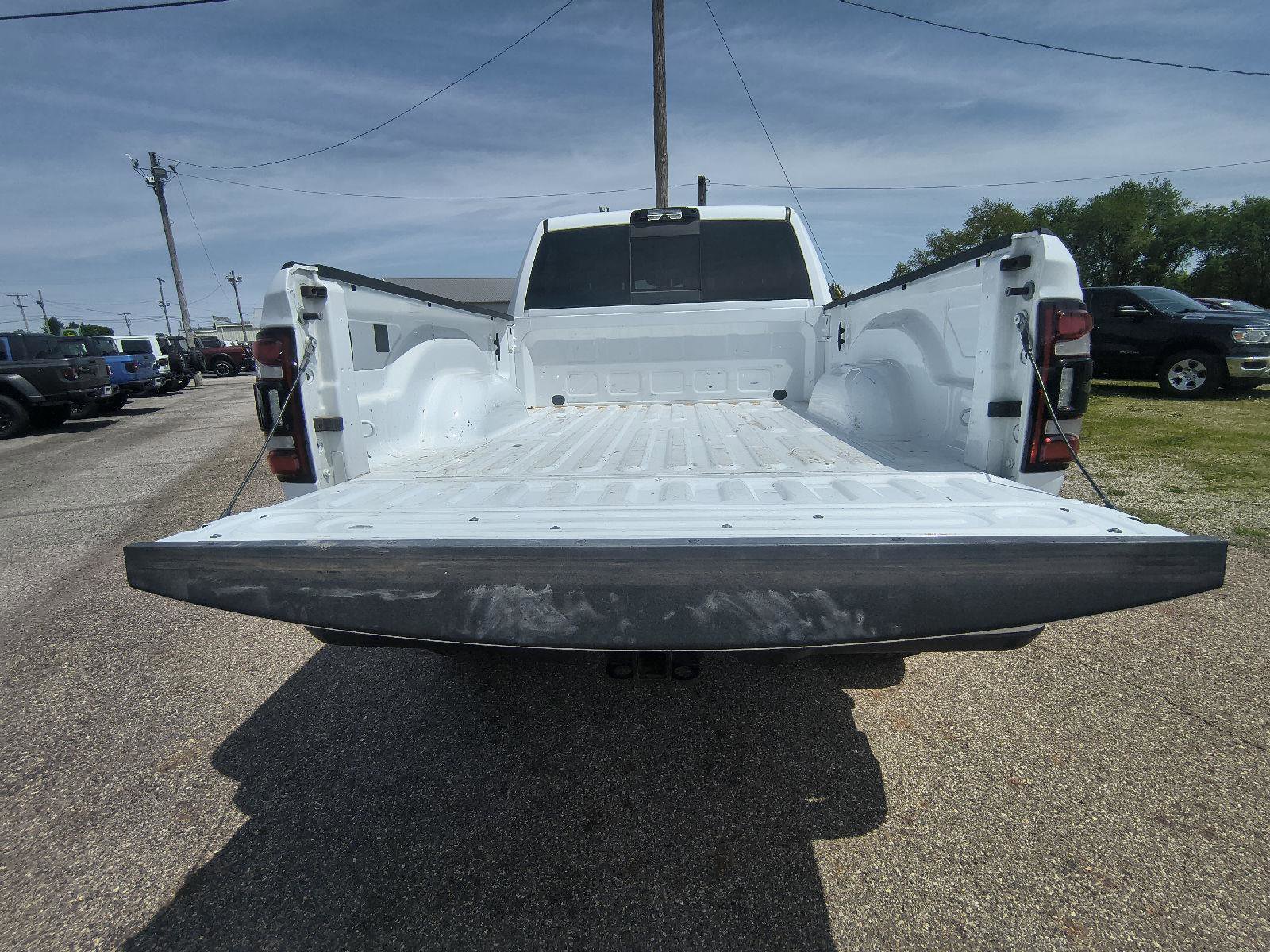 Used 2022 RAM 2500 Big Horn w/ Level C Equiment Group AWD/4WD image 21