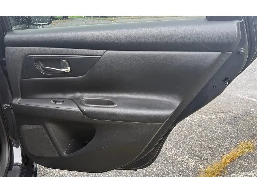 Used 2017 Nissan Altima 2.5 S FWD image 30