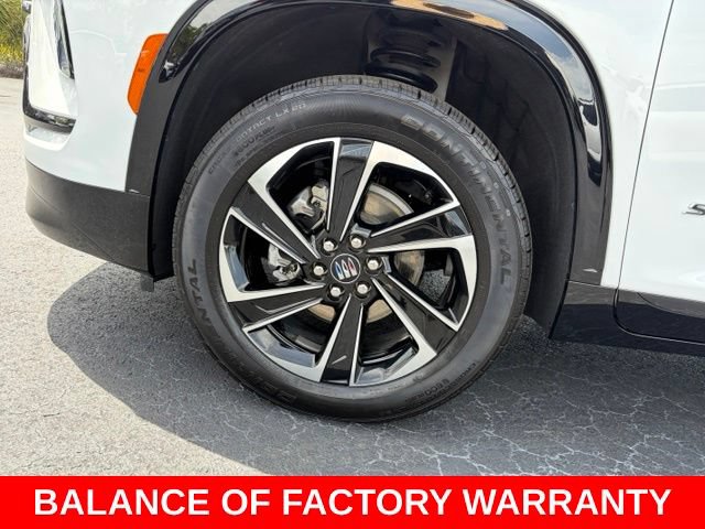 Certified 2026 Buick Enclave Sport Touring FWD image 9