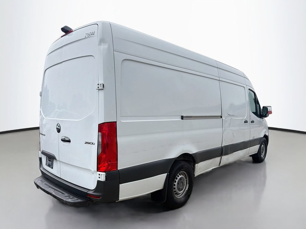 Used 2021 Freightliner Sprinter 2500 RWD image 9