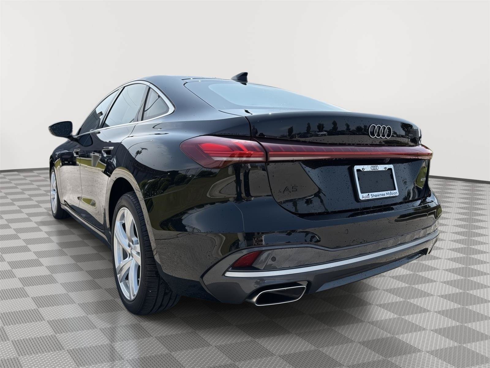 Used 2025 Audi A5 2.0T Premium Plus w/ Premium Plus AWD/4WD image 3
