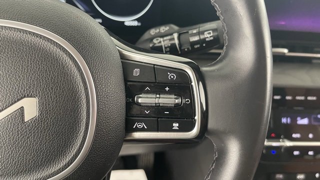 Used 2024 Kia Carnival SX image 38