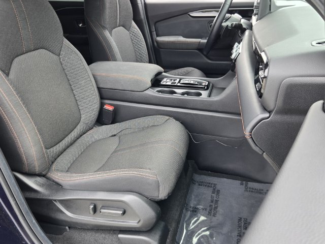 Used 2025 Honda Pilot Sport image 17
