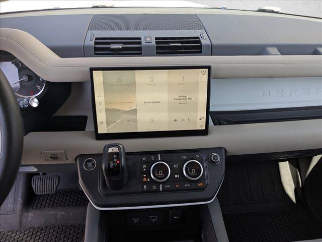 Certified 2023 Land Rover Defender 130 SE AWD/4WD image 13