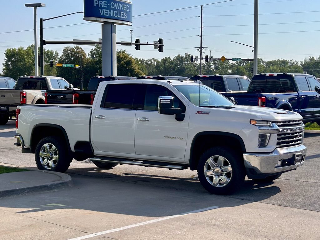 Used 2022 Chevrolet Silverado 2500 LTZ w/ LTZ Plus Package AWD/4WD image 7