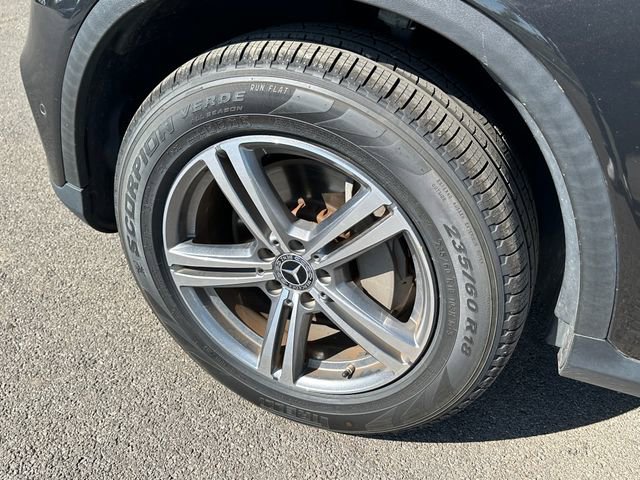 Used 2021 Mercedes-Benz GLC 300 4MATIC w/ Driver Assistance Package image 8