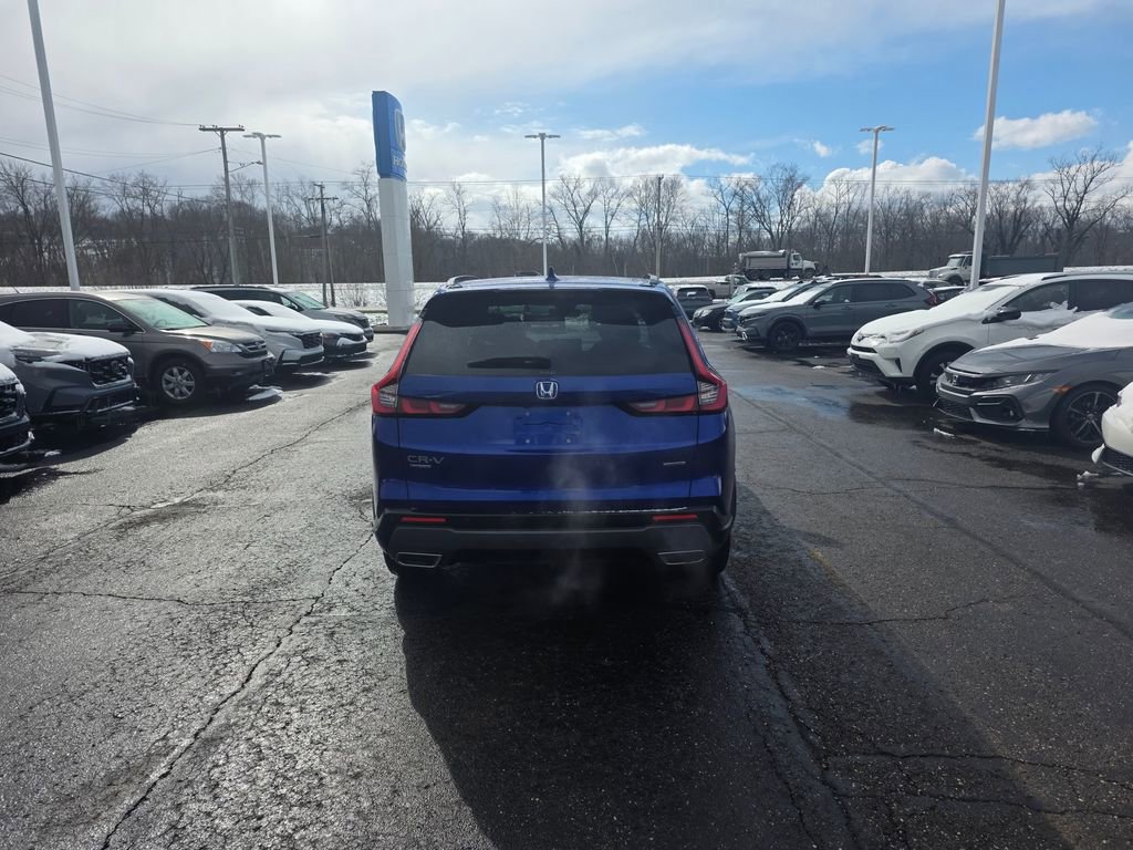 Certified 2024 Honda CR-V Sport Touring image 4