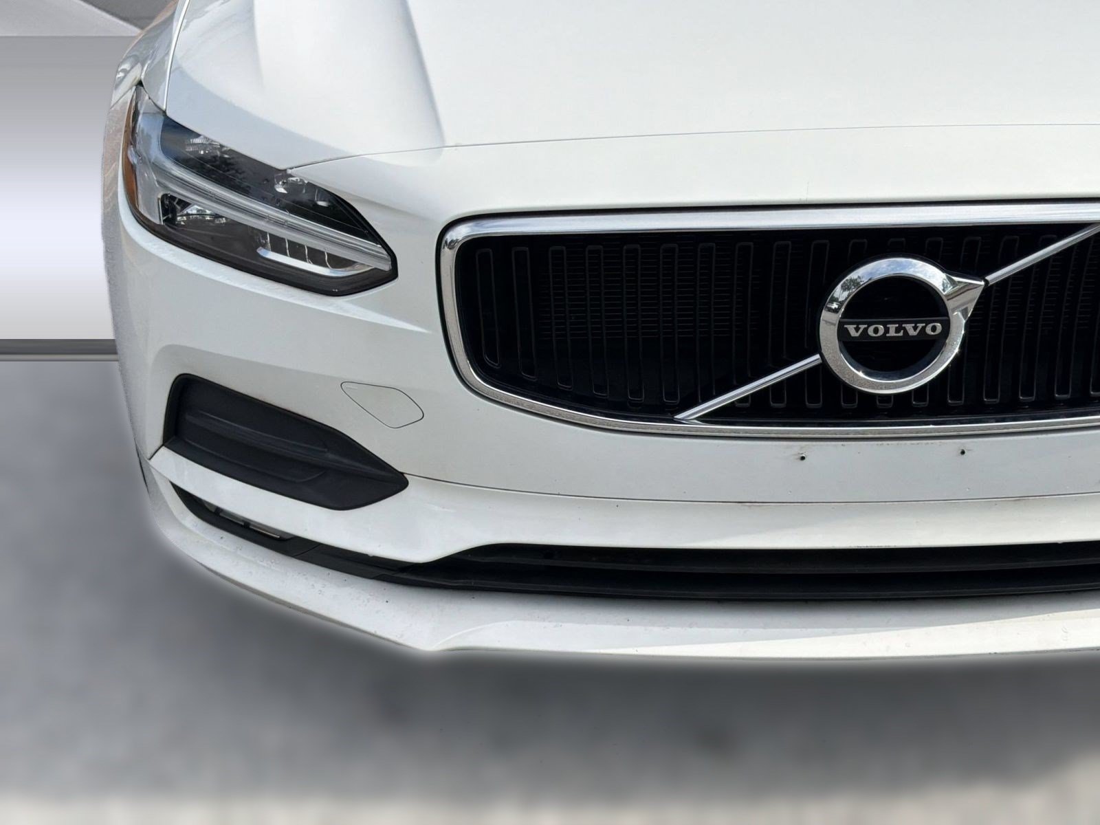Used 2019 Volvo S90 T5 Momentum FWD image 29