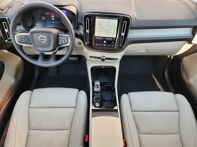 New 2026 Volvo XC40 B5 Plus w/ Protection Package Premier AWD/4WD image 11