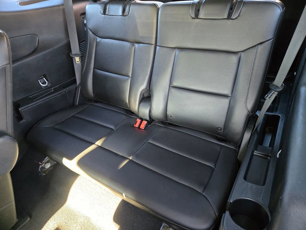 Used 2023 Ford Explorer Limited image 18