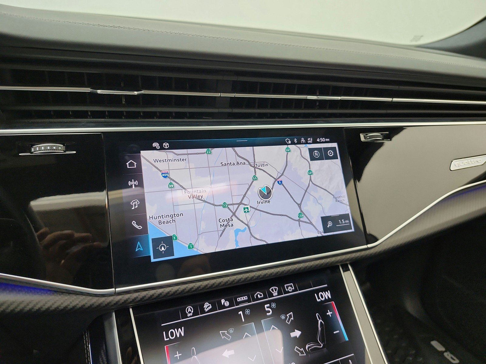 Used 2024 Audi SQ8 Prestige AWD/4WD image 9