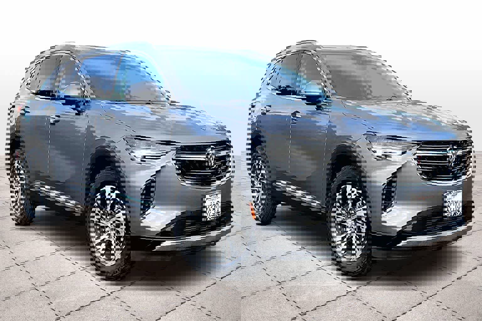 Used 2021 Buick Envision Essence w/ Technology Package I image 2