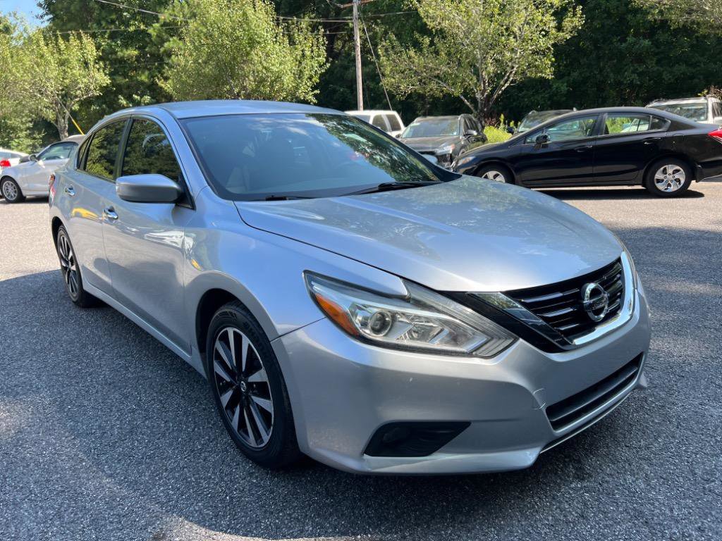 Used 2018 Nissan Altima 2.5 SV FWD image 6