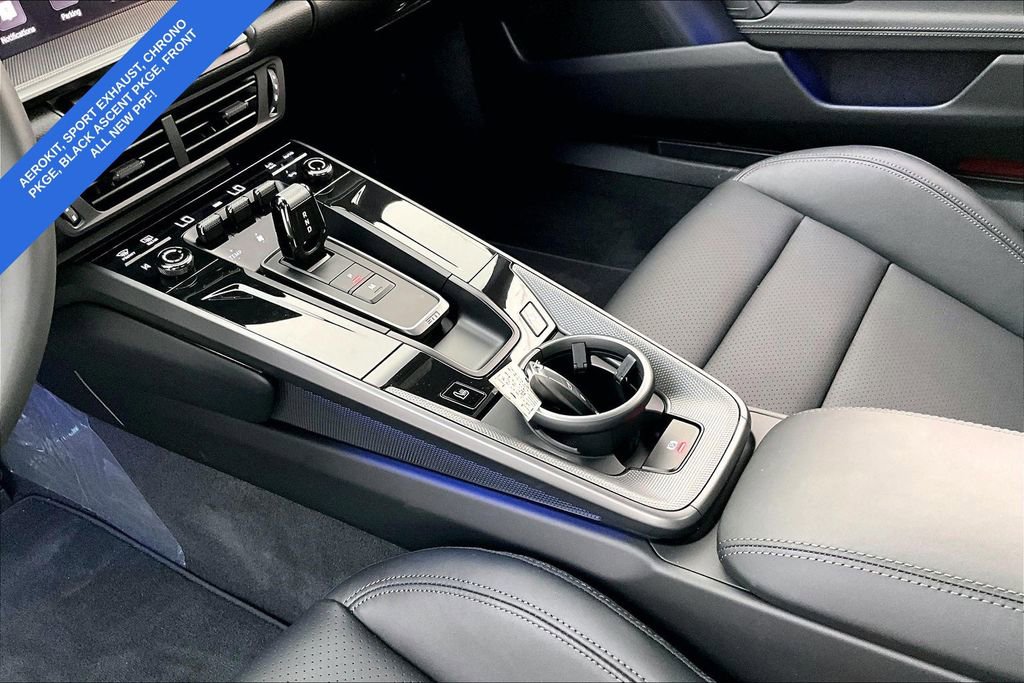 Used 2025 Porsche 911 Carrera image 18