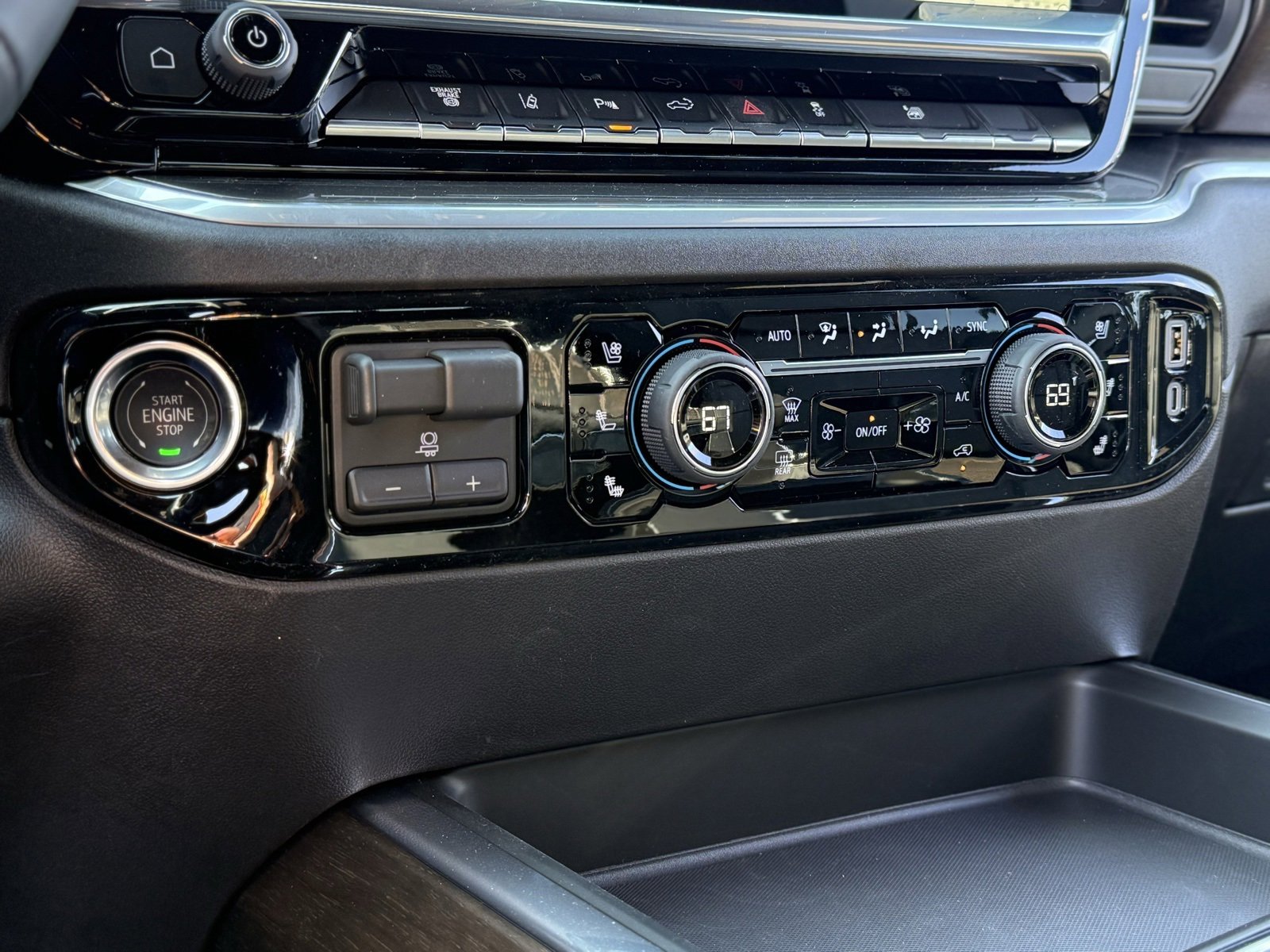 New 2026 Chevrolet Silverado 3500 High Country w/ High Country Premium Package image 20